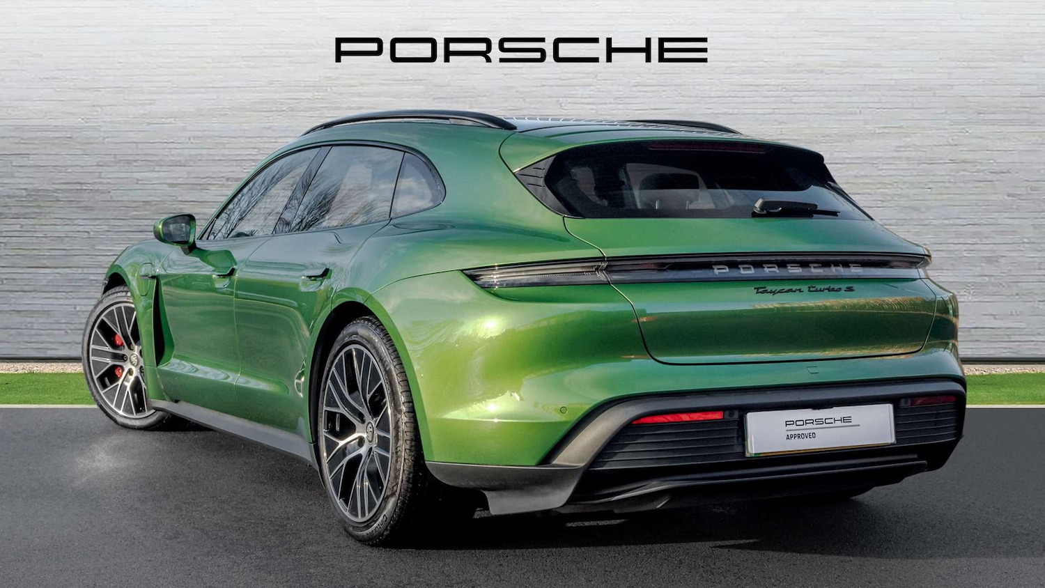 Used Porsche Taycan 2023 for sale - 76401427: Photo 4