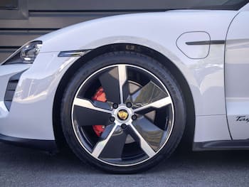 Used Porsche Taycan 2023 for sale - 79864719: Photo