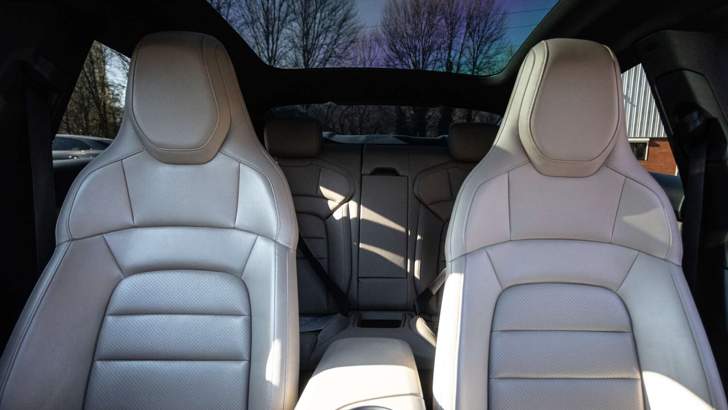 Used Porsche Taycan 2020 for sale - 77634992: Photo 15