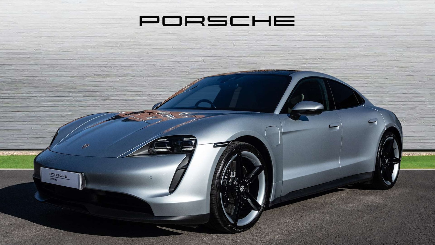 Used Porsche Taycan 2020 for sale - 77634992: Photo 2