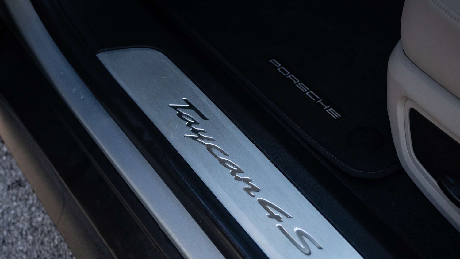 Used Porsche Taycan 2020 for sale - 77634992: Photo 30