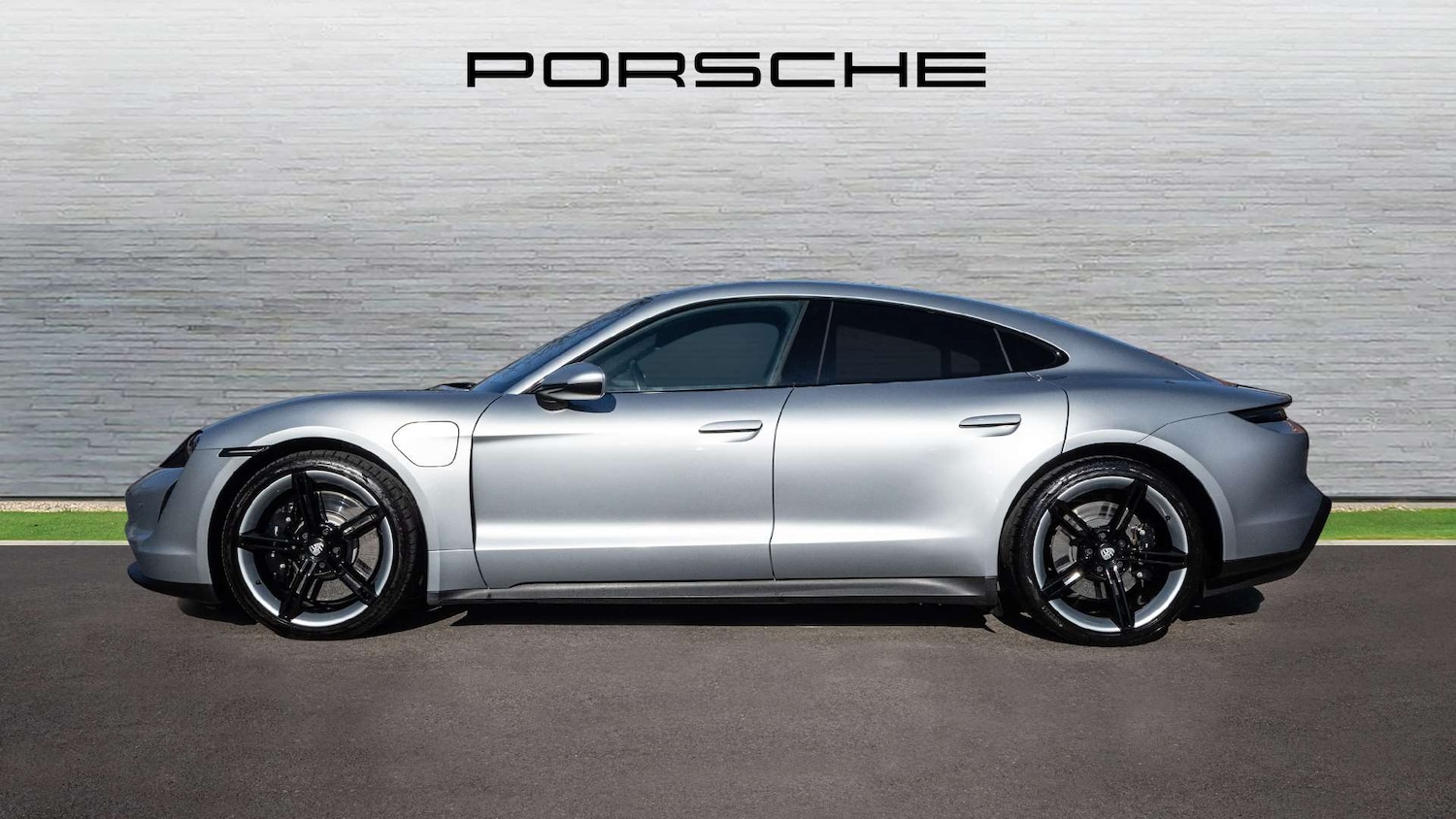 Used Porsche Taycan 2020 for sale - 77634992: Photo 8