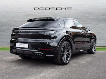 Used Porsche Cayenne 2024 for sale - 78925406: Photo