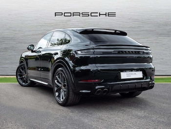 Used Porsche Cayenne 2024 for sale - 78925406: Photo