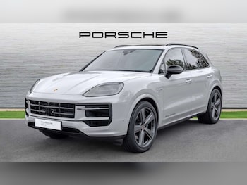 Used Porsche Cayenne 2025 for sale - 76230320: Photo