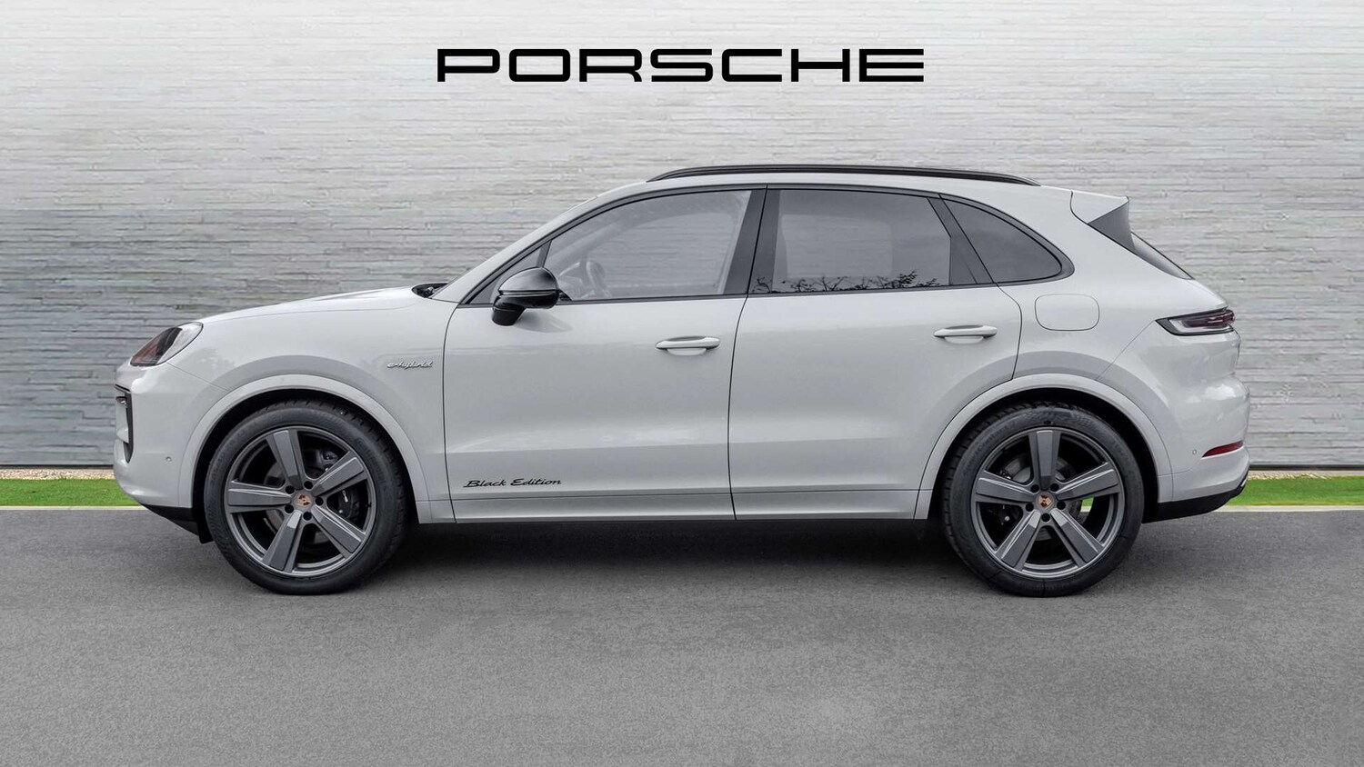 Used Porsche Cayenne 2025 for sale - 76230320: Photo 8