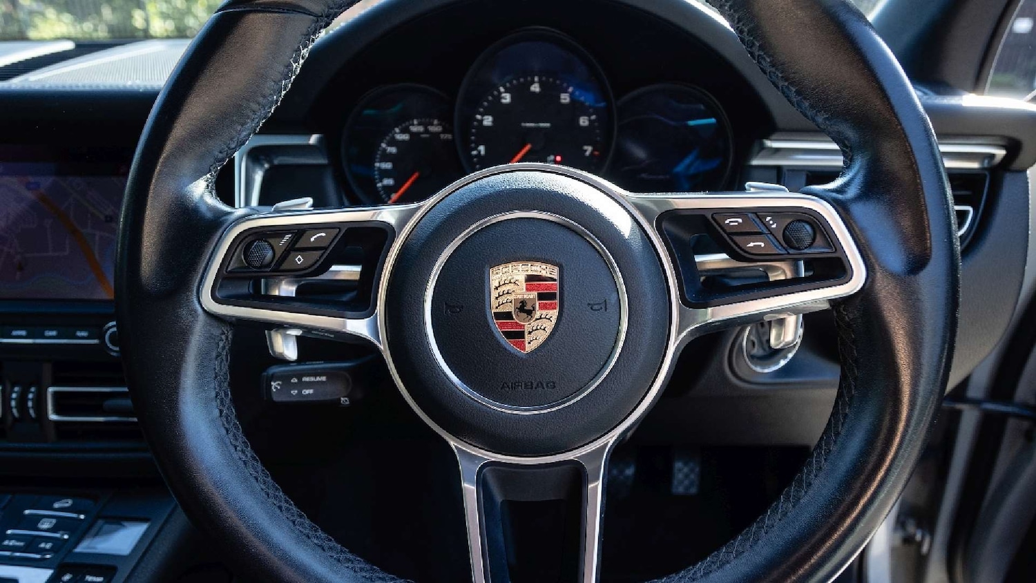 Used Porsche Macan 2020 for sale - 76015864: Photo 16