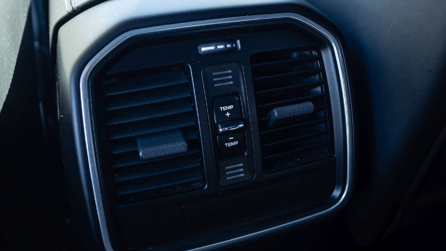 Used Porsche Macan 2020 for sale - 76015864: Photo 24