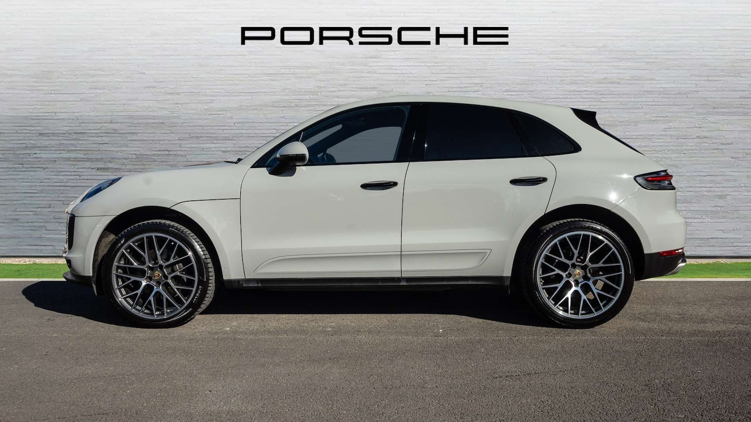 Used Porsche Macan 2020 for sale - 76015864: Photo 6