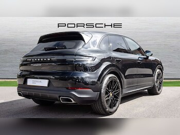 Used Porsche Cayenne 2024 for sale - 78303078: Photo