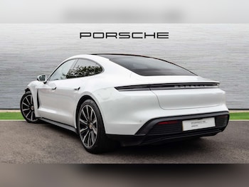 Used Porsche Taycan 2022 for sale - 76286423: Photo 4