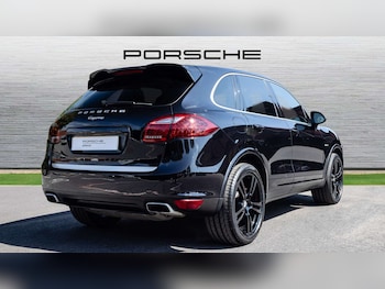 Used Porsche Cayenne 2014 for sale - 79455453: Photo
