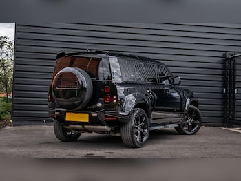 Used Land Rover Defender 2023 for sale - 78696406: Photo
