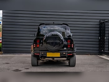 Used Land Rover Defender 2023 for sale - 78696406: Photo