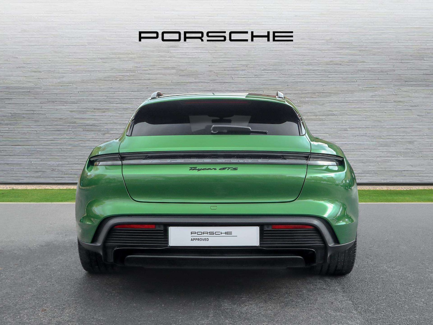 Used Porsche Taycan 2023 for sale - 76362687: Photo 10