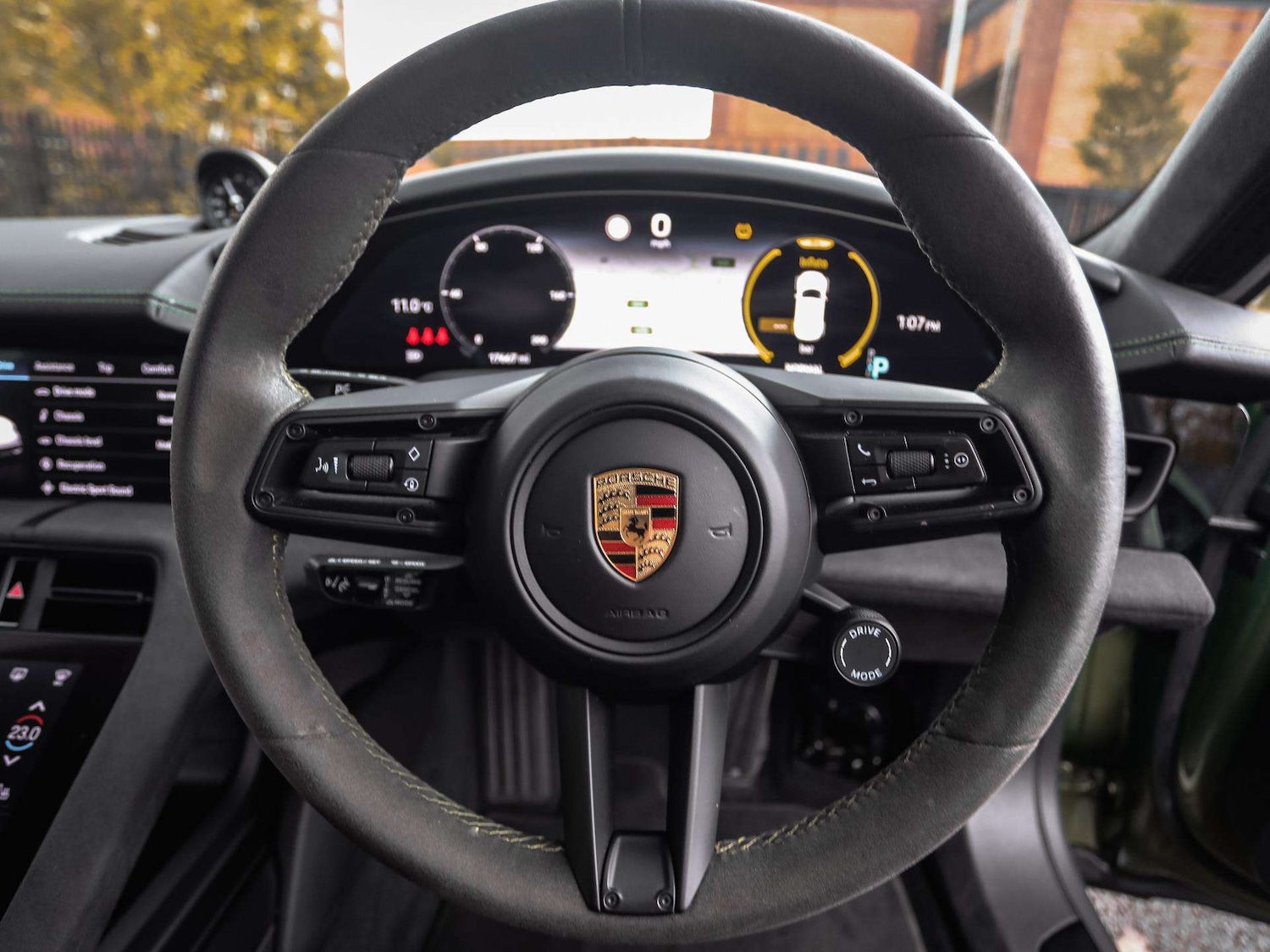 Used Porsche Taycan 2023 for sale - 76362687: Photo 13