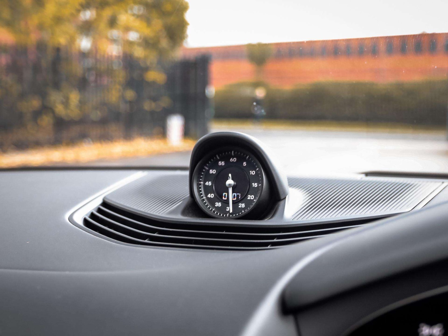 Used Porsche Taycan 2023 for sale - 76362687: Photo 24