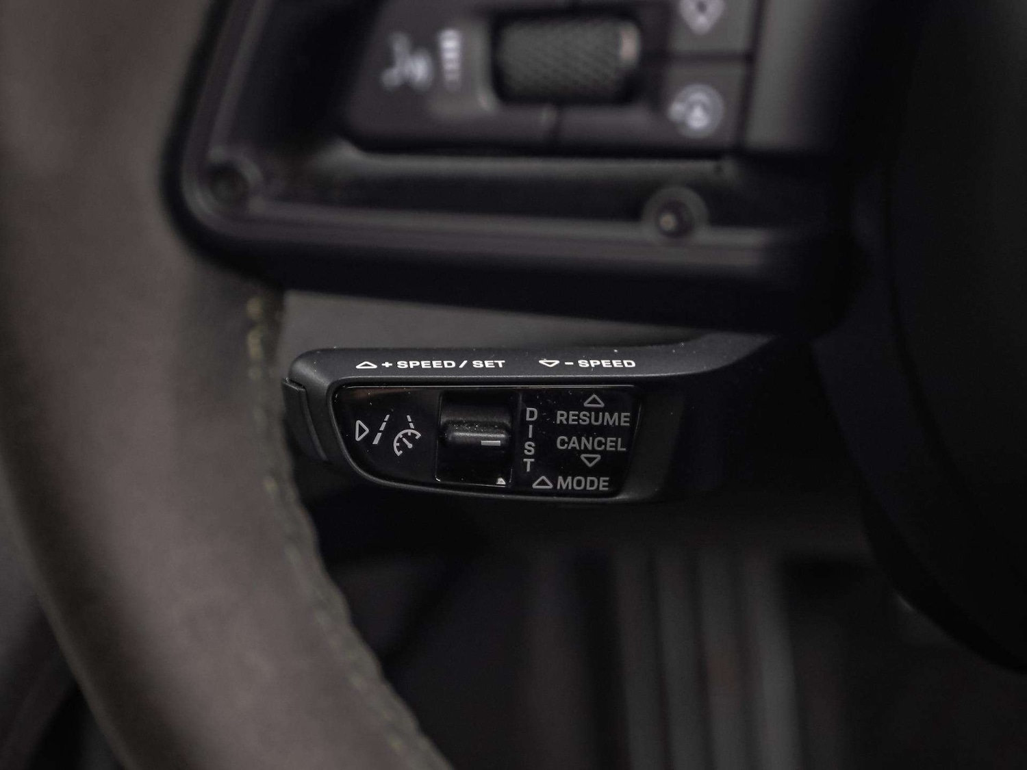 Used Porsche Taycan 2023 for sale - 76362687: Photo 26