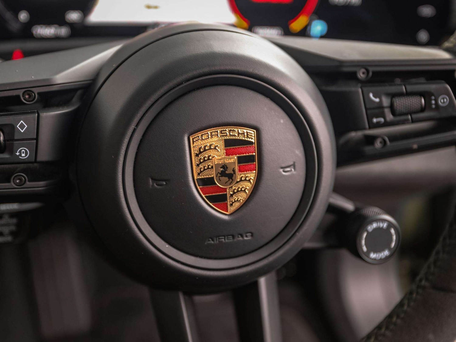 Used Porsche Taycan 2023 for sale - 76362687: Photo 28