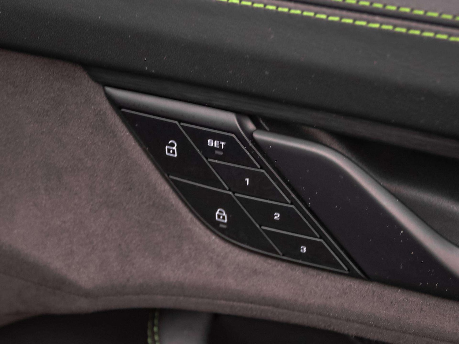 Used Porsche Taycan 2023 for sale - 76362687: Photo 29