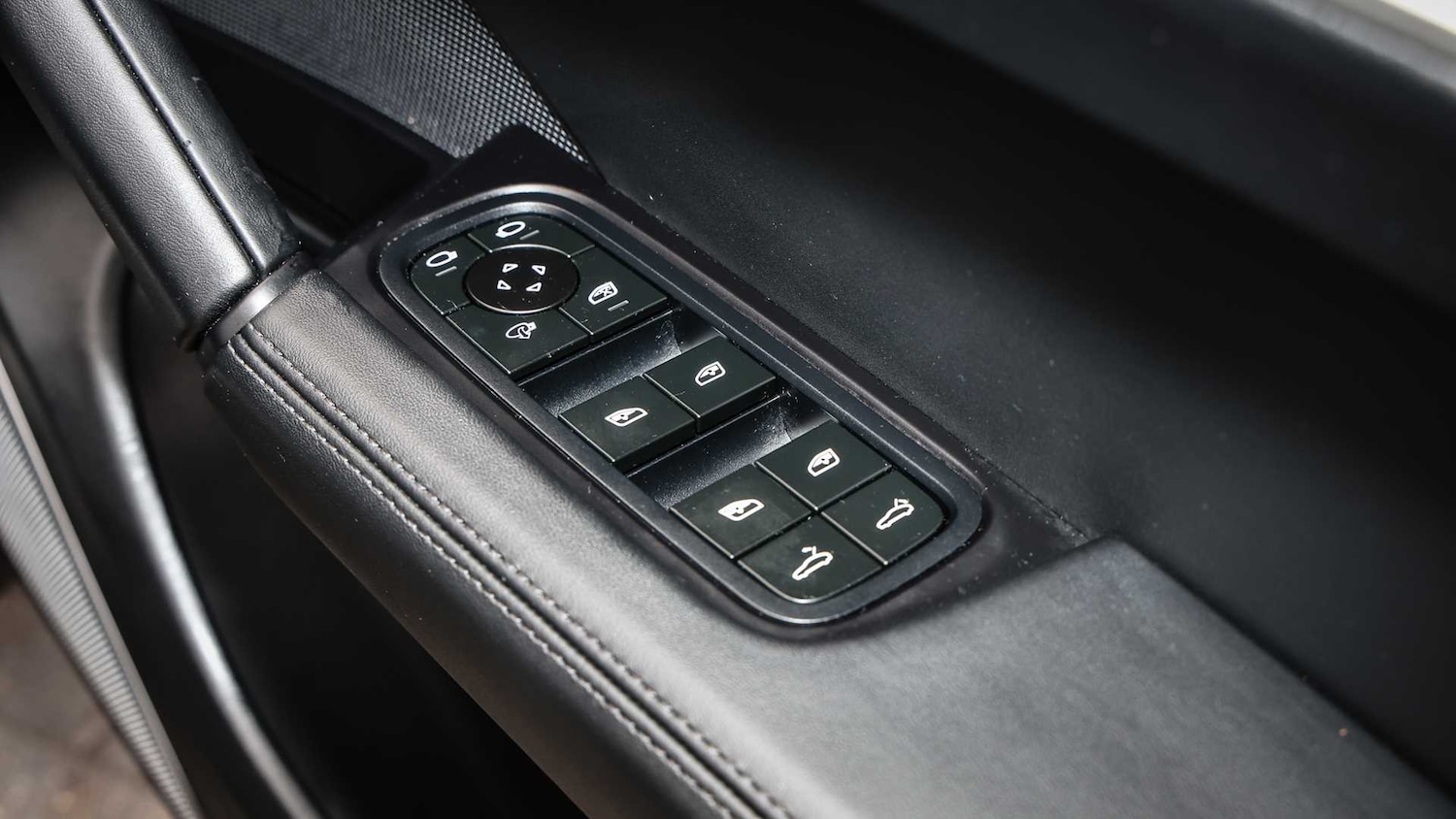 Used Porsche Cayenne 2025 for sale - 78051957: Photo 28