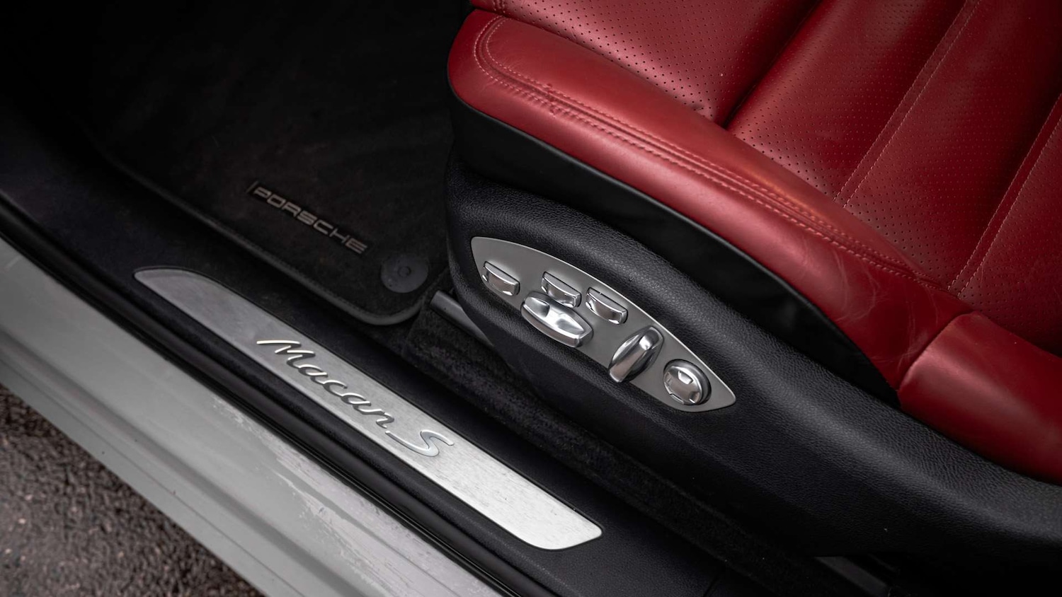 Used Porsche Macan 2023 for sale - 77589222: Photo 19