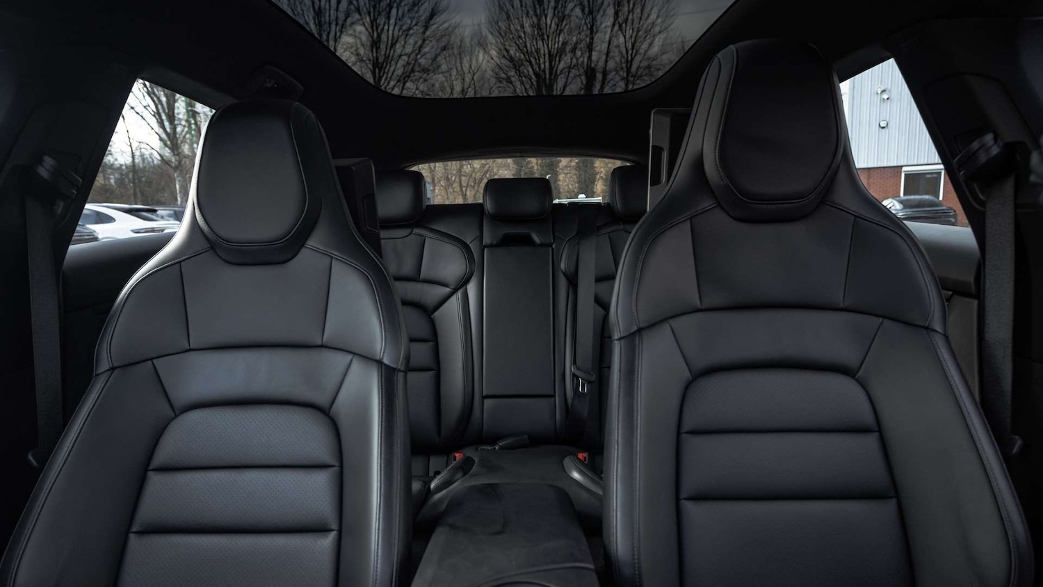 Used Porsche Taycan 2023 for sale - 77741025: Photo 15