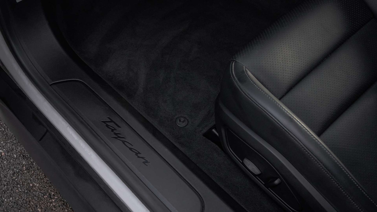 Used Porsche Taycan 2023 for sale - 77741025: Photo 33