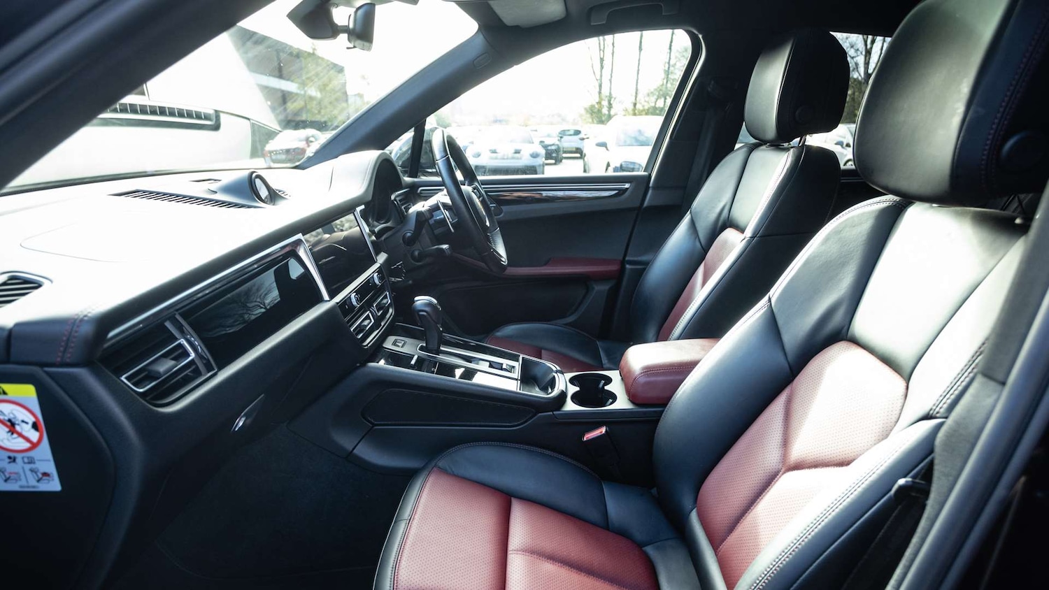 Used Porsche Macan 2021 for sale - 76515650: Photo 14