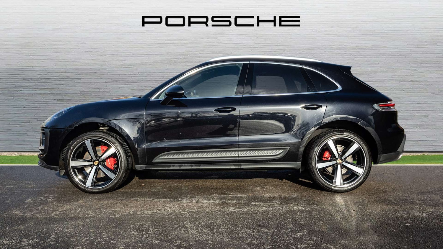 Used Porsche Macan 2021 for sale - 76515650: Photo 8
