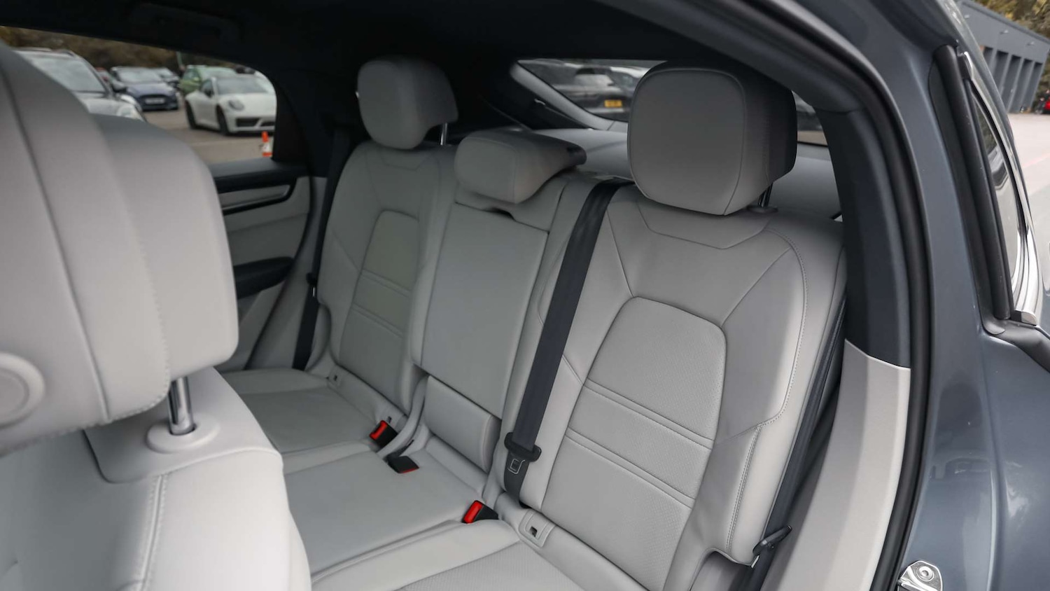 Used Porsche Cayenne 2020 for sale - 76319079: Photo 16