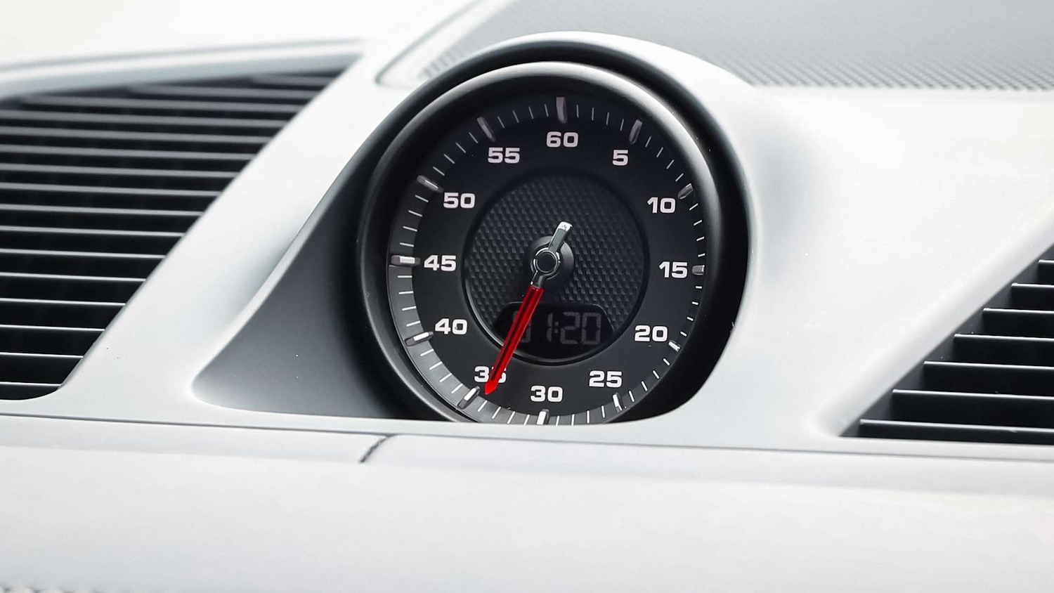 Used Porsche Cayenne 2020 for sale - 76319079: Photo 19
