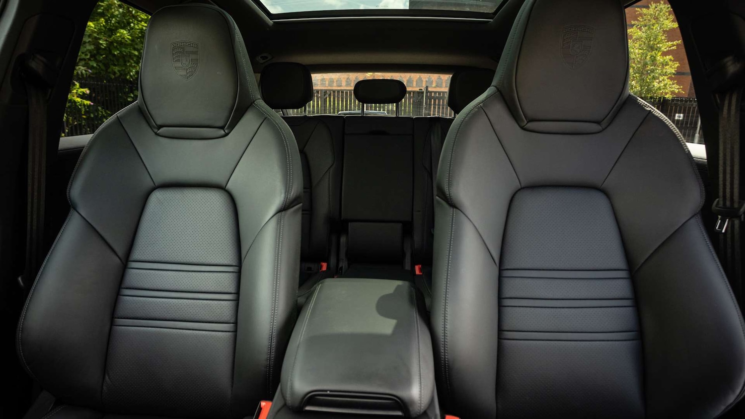 Used Porsche Cayenne 2024 for sale - 76113438: Photo 17