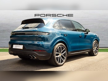 Used Porsche Cayenne 2024 for sale - 76113438: Photo 3