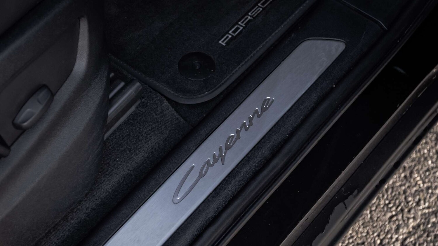 Used Porsche Cayenne 2024 for sale - 77112450: Photo 31