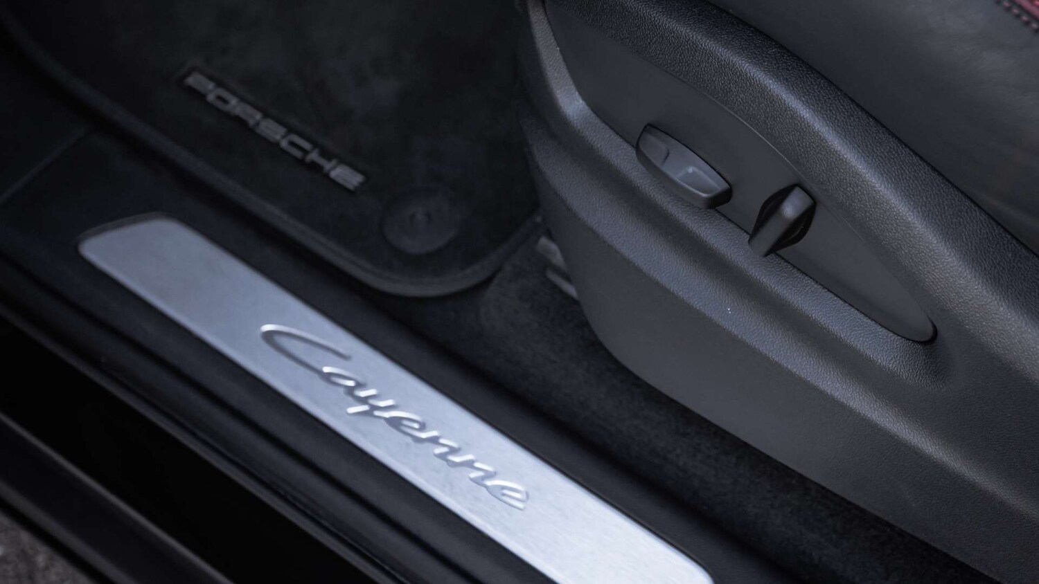 Used Porsche Cayenne 2024 for sale - 77112450: Photo 33