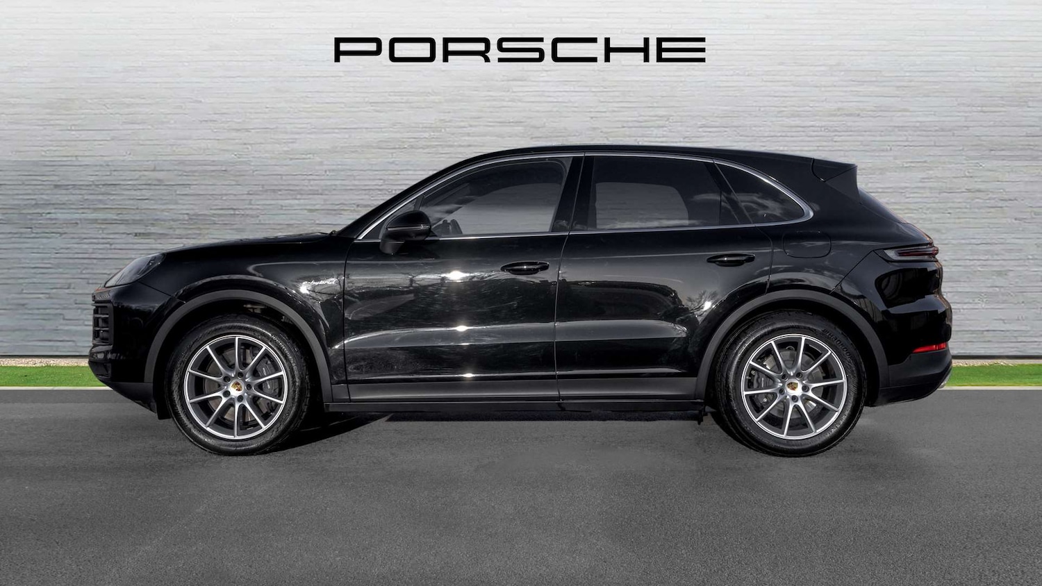 Used Porsche Cayenne 2024 for sale - 77112450: Photo 8