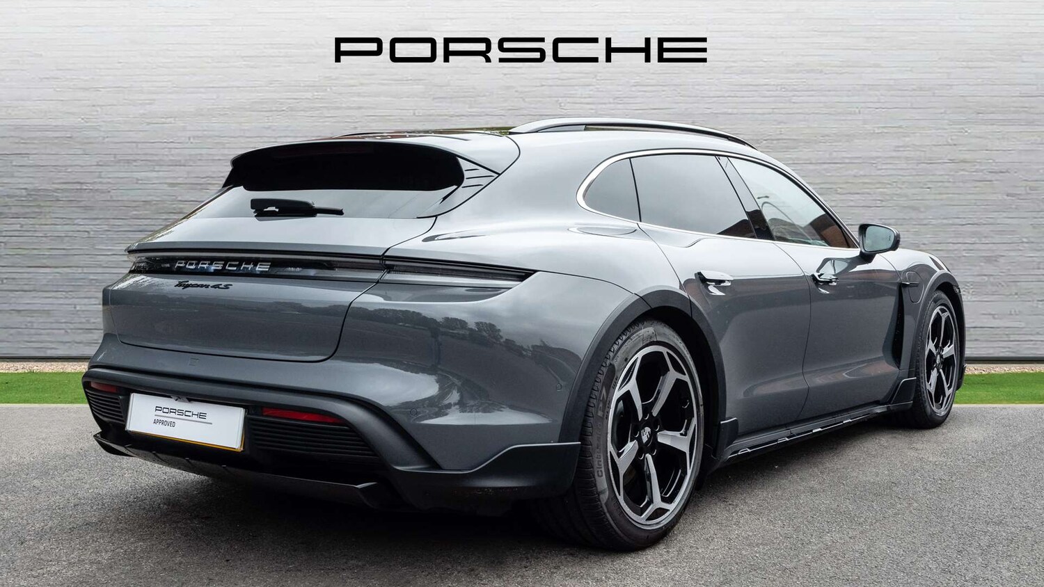 Used Porsche Taycan 2025 for sale - 76096542: Photo 3