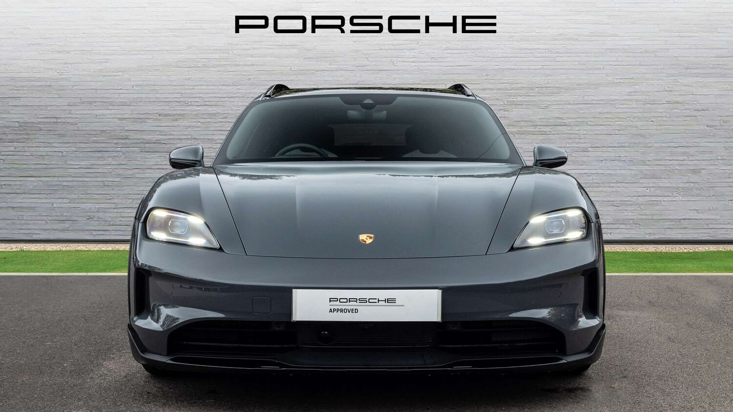 Used Porsche Taycan 2025 for sale - 76096542: Photo 8