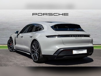Used Porsche Taycan 2023 for sale - 79183734: Photo
