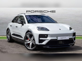 Used Porsche Macan 2024 for sale - 78881207: Photo