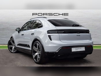 Used Porsche Macan 2024 for sale - 78881207: Photo