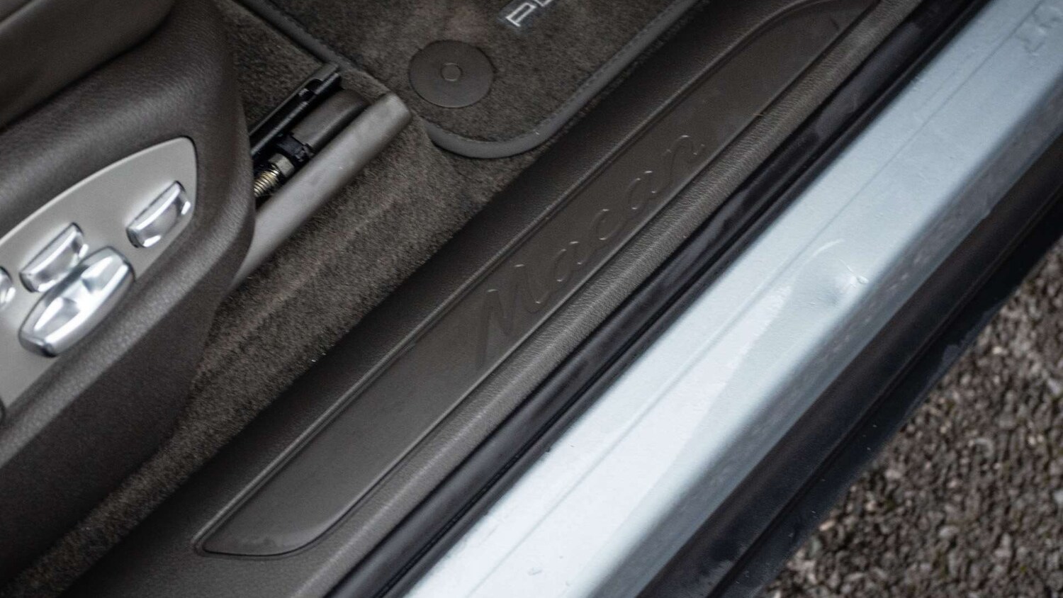 Used Porsche Macan 2020 for sale - 77032161: Photo 29