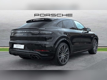 Used Porsche Cayenne 2022 for sale - 76435770: Photo