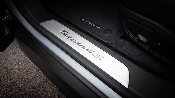 Used Porsche Taycan 2024 for sale - 75217814: Photo 31