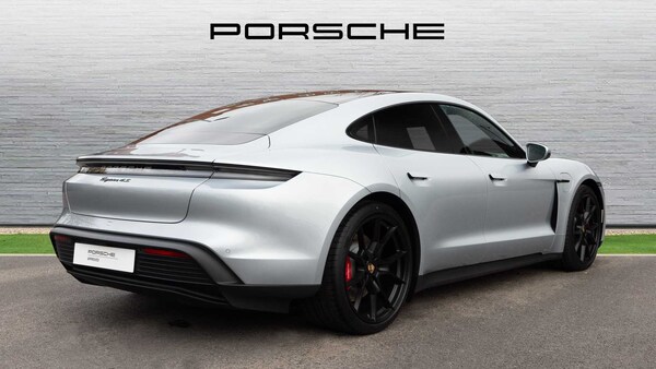 Used Porsche Taycan 2024 for sale - 75217814: Photo 3