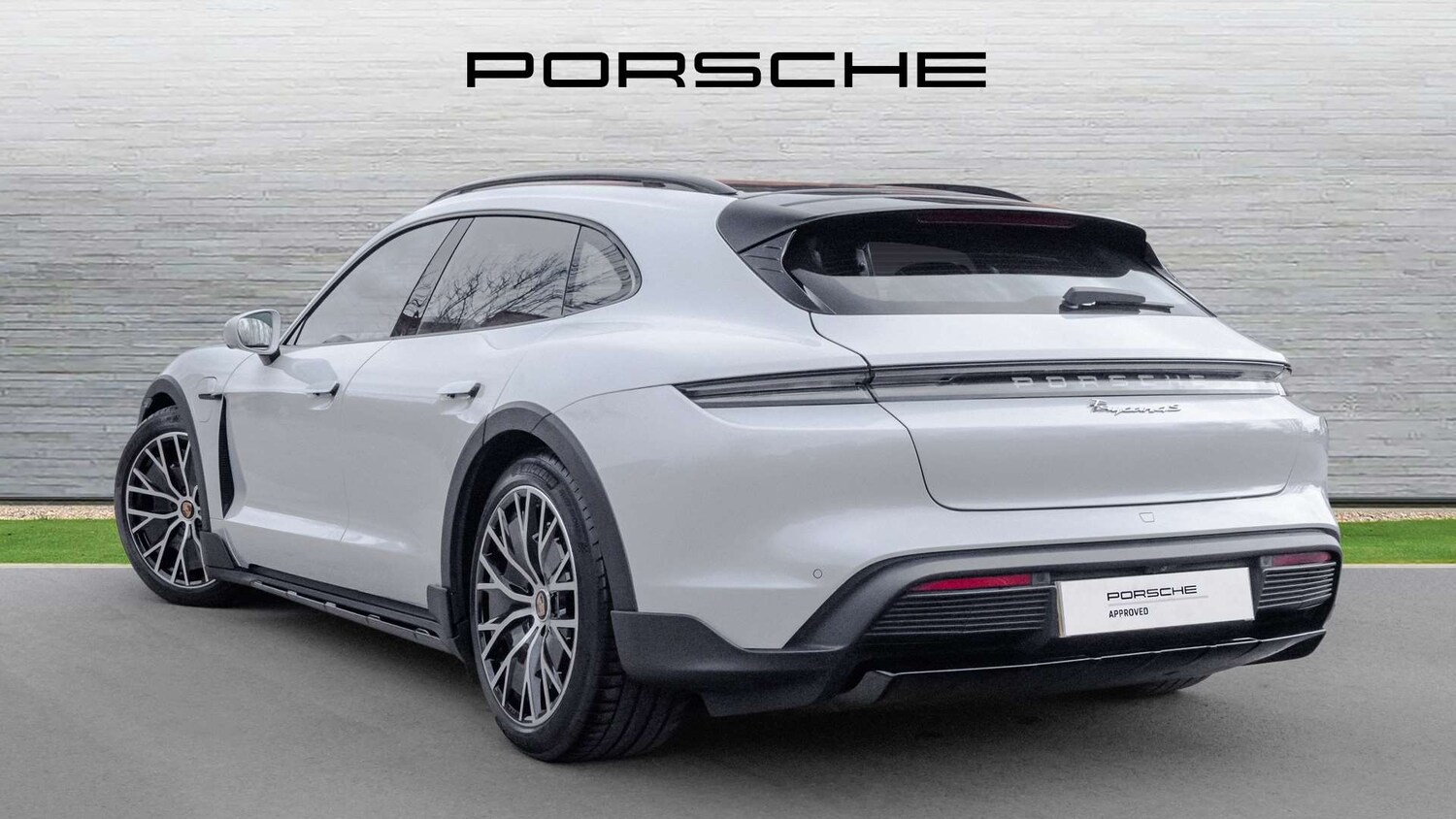 Used Porsche Taycan 2021 for sale - 77527093: Photo 3