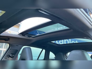 Used Porsche Panamera 2021 for sale - 77553147: Photo