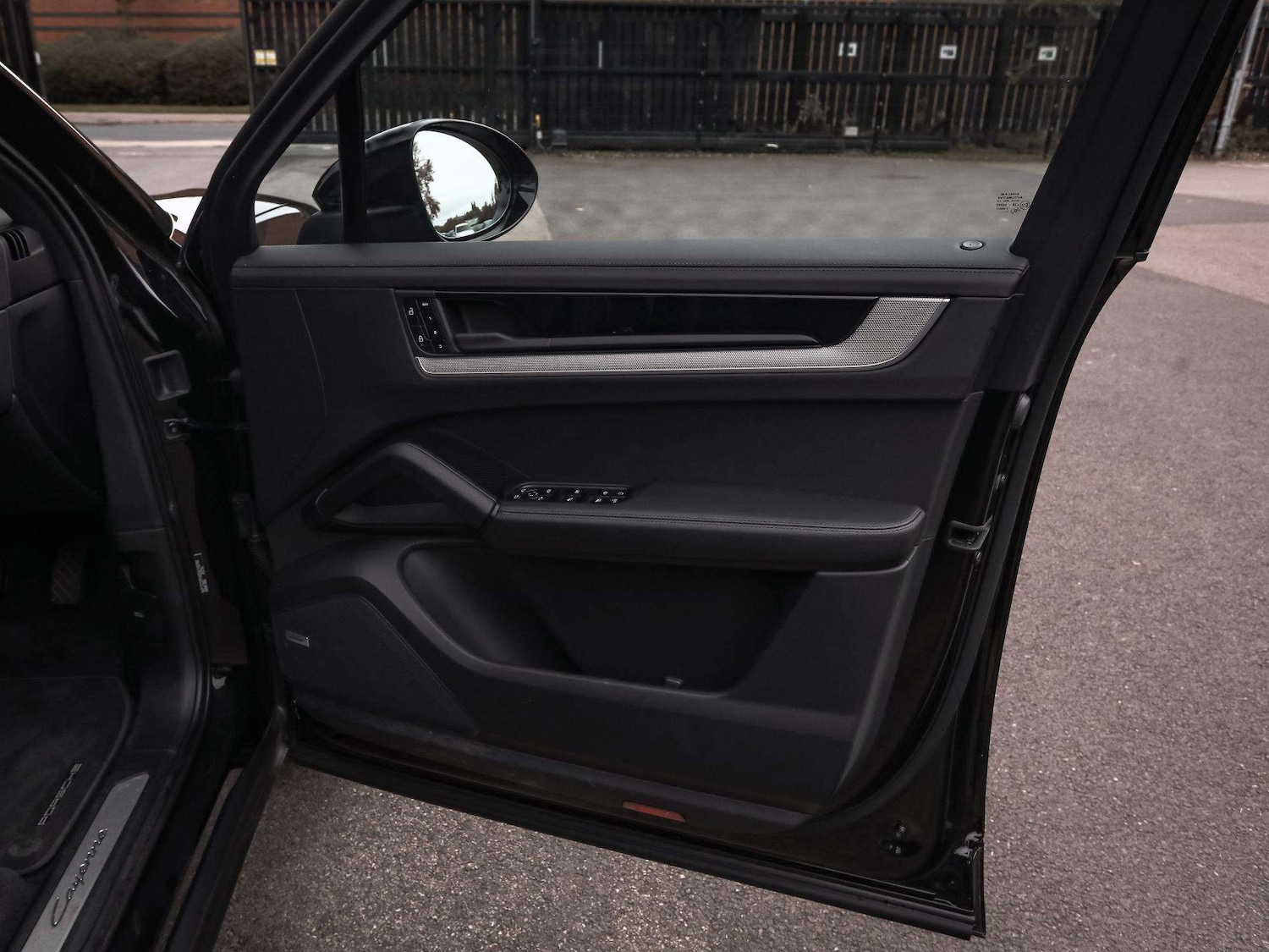 Used Porsche Cayenne 2025 for sale - 75217705: Photo 30