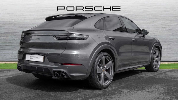Used Porsche Cayenne 2021 for sale - 75417877: Photo 3